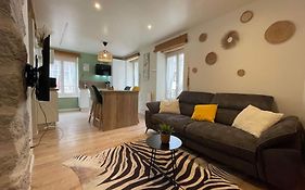 Cosy Jungle Room, évadez vous à Saint Claude